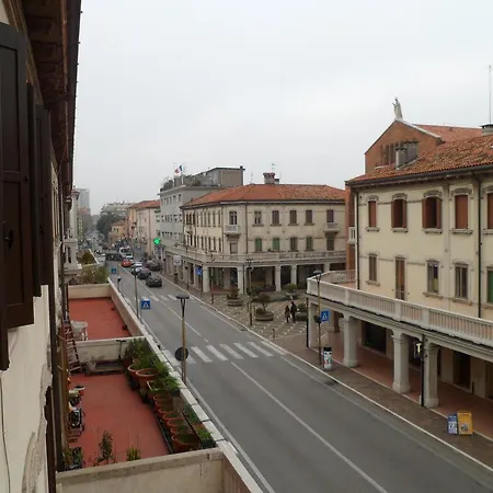 Venezia Alojamento de Acomodação e Pequeno-almoço Mestre